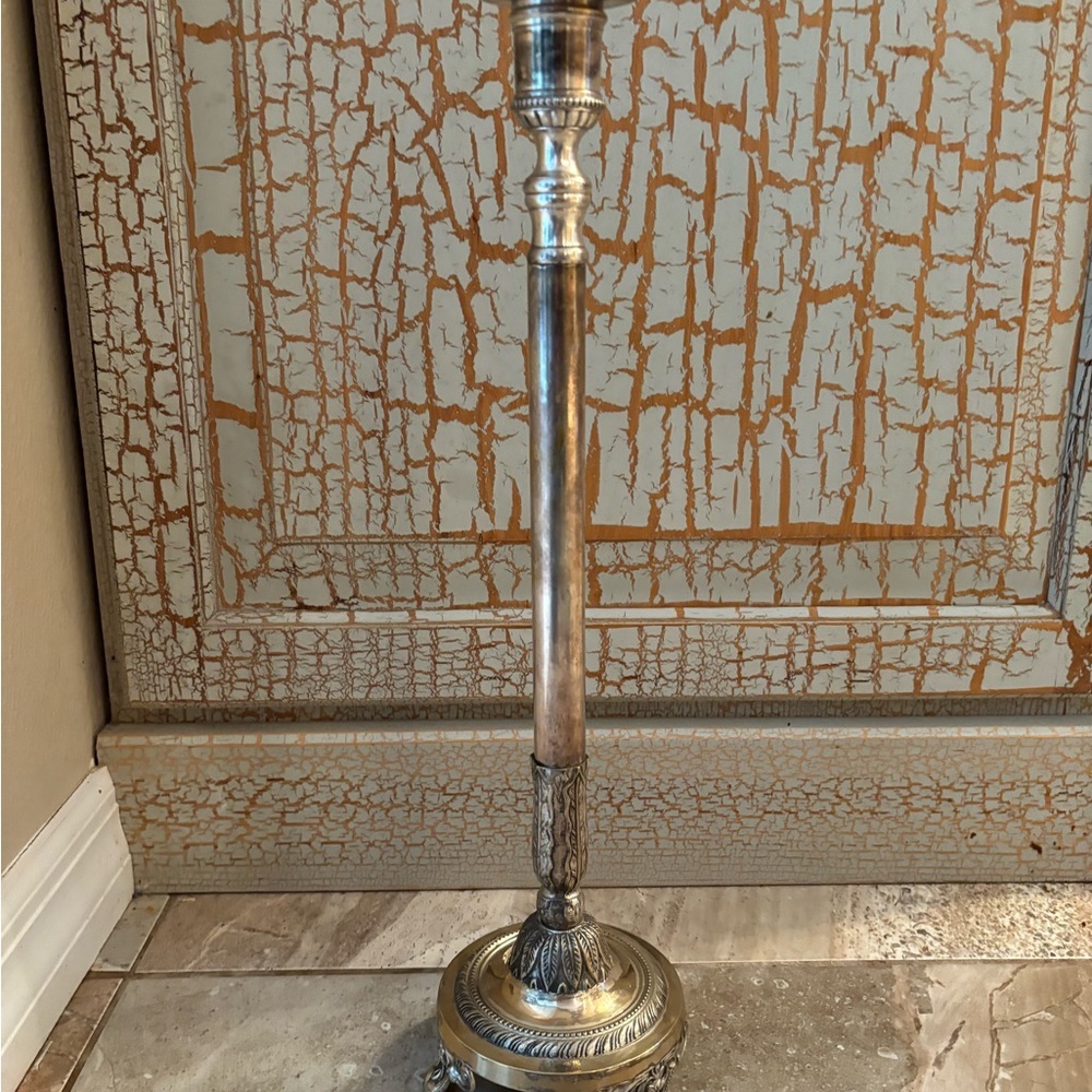 Elegant Silver Candlestick Holder made in India - Picture 2 of 11